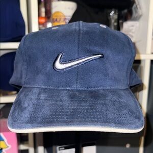2000’s Nike Swoosh hat